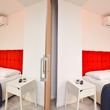 Dracula Adventure Tours Accommodation Βουκουρέστι Εξωτερικό φωτογραφία