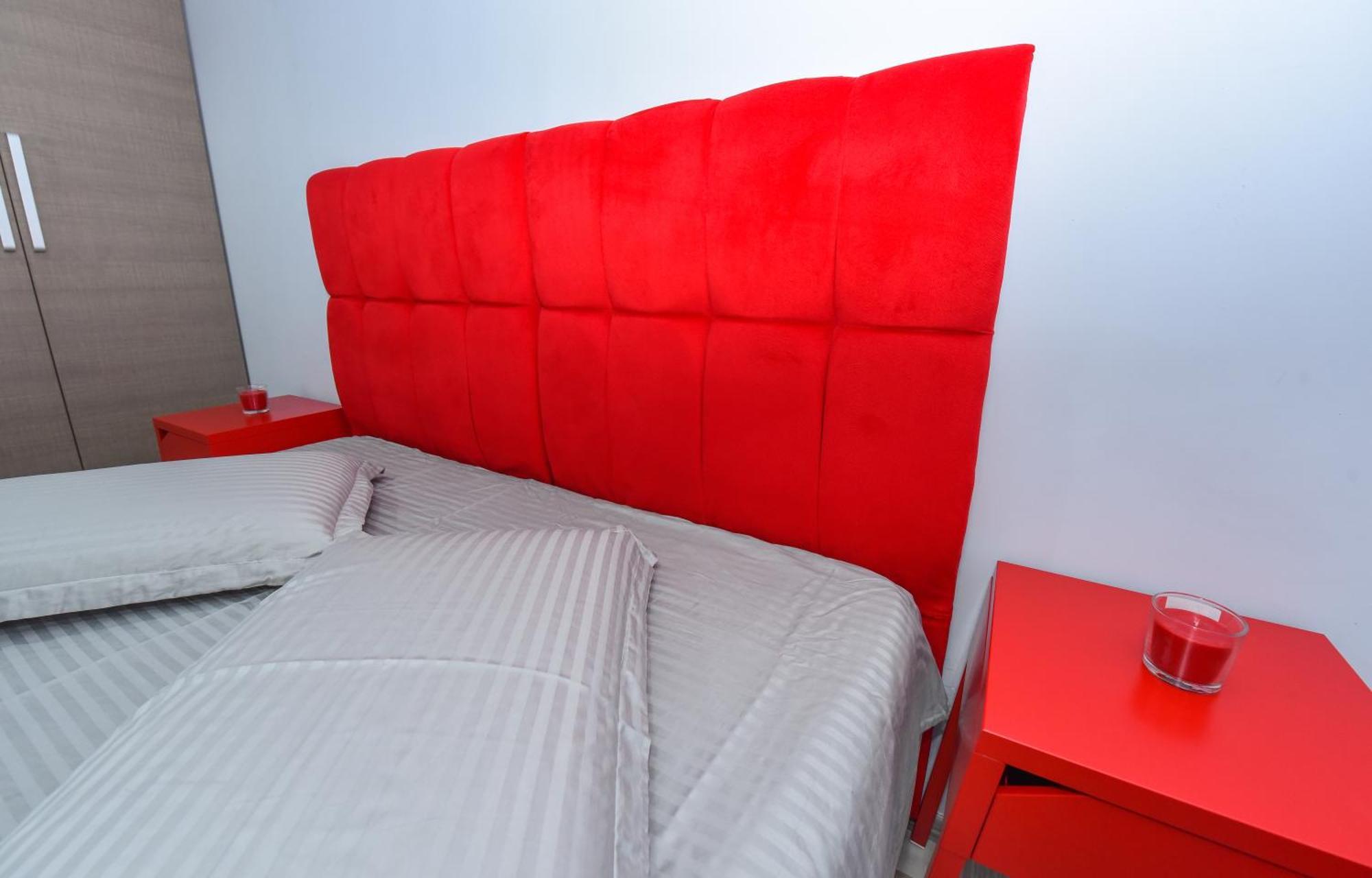 Dracula Adventure Tours Accommodation Βουκουρέστι Εξωτερικό φωτογραφία