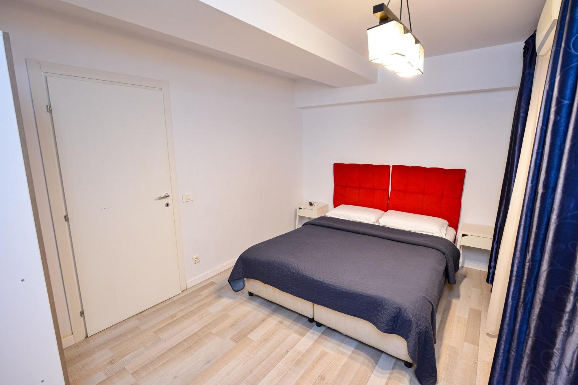 Dracula Adventure Tours Accommodation Βουκουρέστι Εξωτερικό φωτογραφία