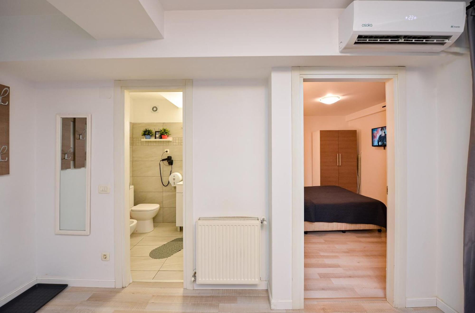Dracula Adventure Tours Accommodation Βουκουρέστι Εξωτερικό φωτογραφία