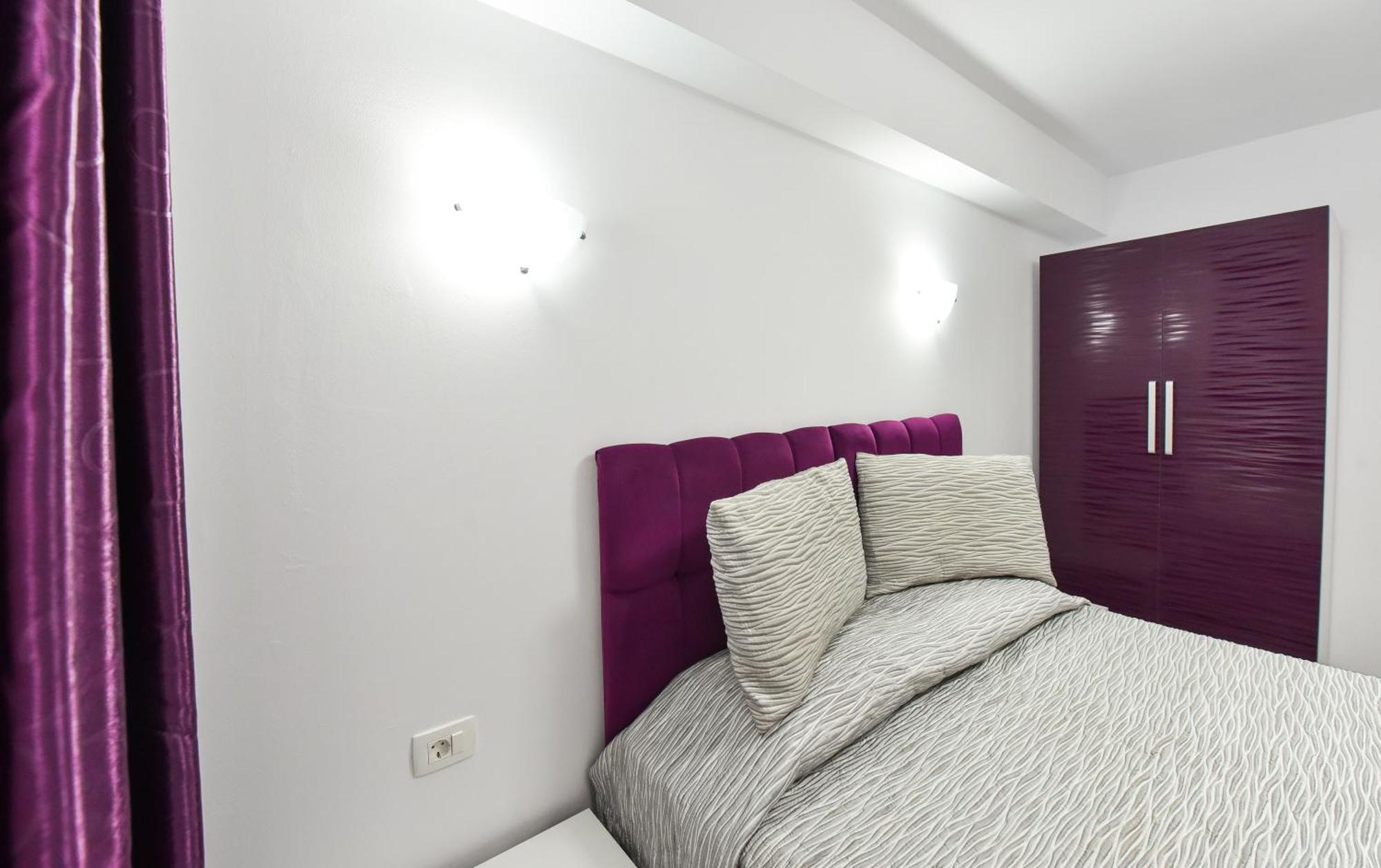 Dracula Adventure Tours Accommodation Βουκουρέστι Εξωτερικό φωτογραφία