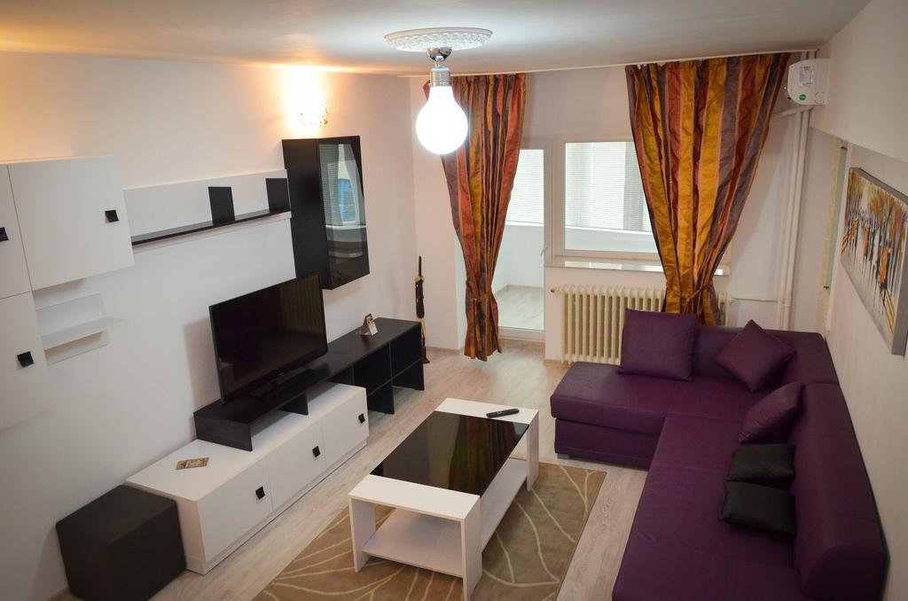 Dracula Adventure Tours Accommodation Βουκουρέστι Εξωτερικό φωτογραφία